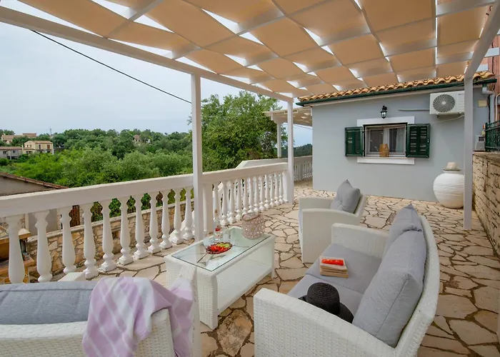 بيت للعطل Militsa House جايوس