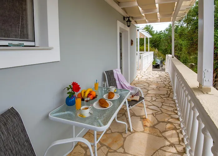 Militsa House بيت للعطل جايوس